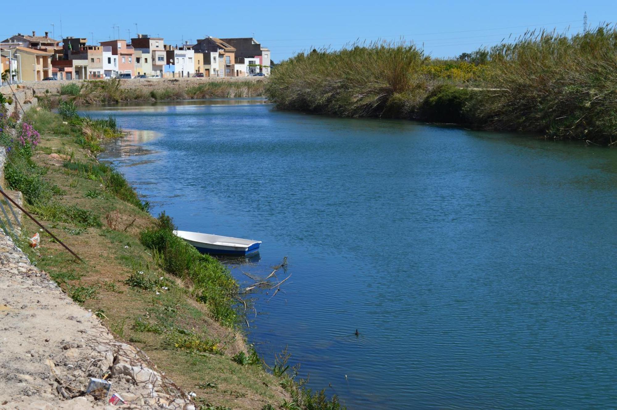 Hébergement de vacances Casa Del Riu. *