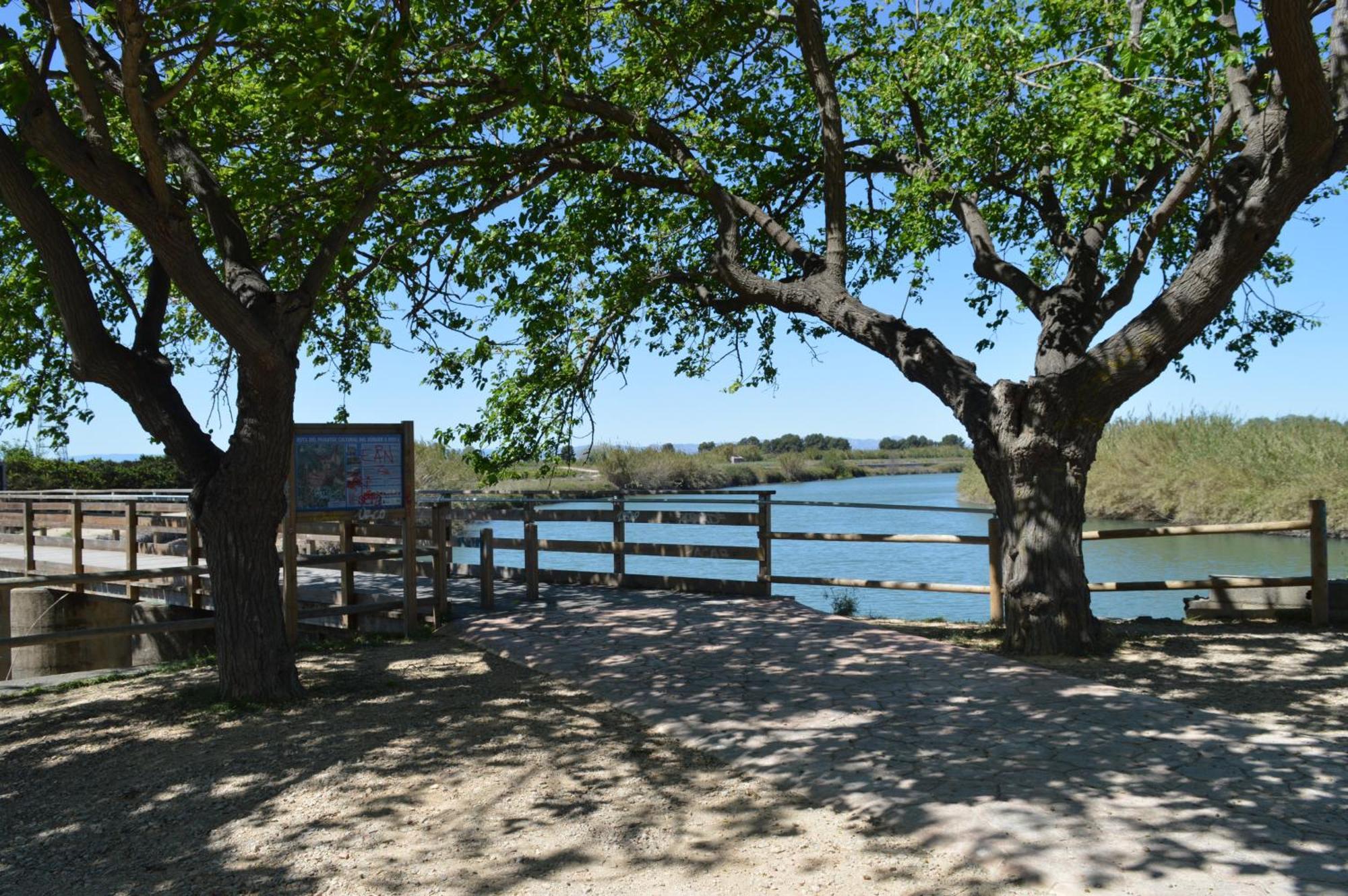 Casa Del Riu. Hébergement de vacances Riola